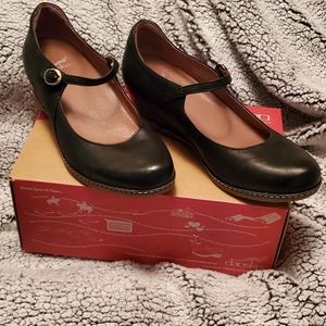 Dansko Loralie Black 38 Shoes wedge